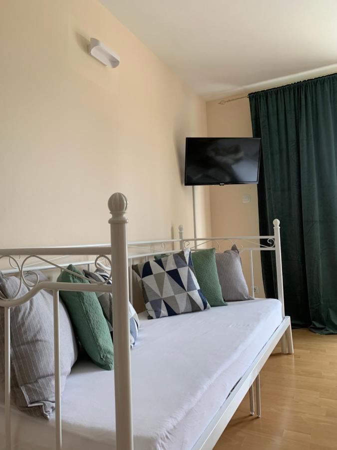 Apartments Villa Ohana Kaštela Kültér fotó