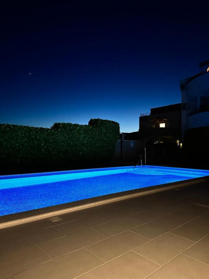 Apartments Villa Ohana Kaštela Kültér fotó