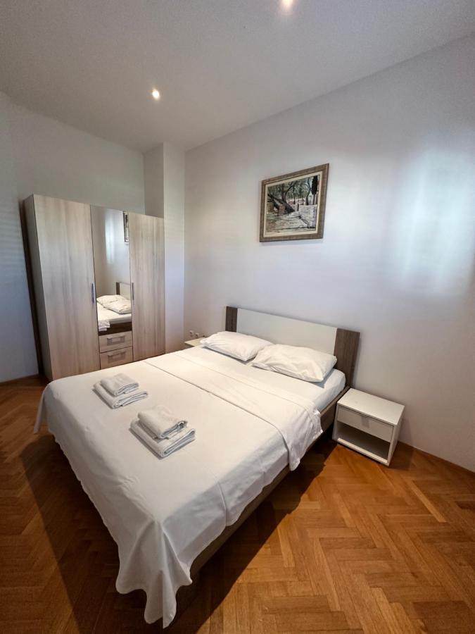 Apartments Villa Ohana Kaštela Kültér fotó
