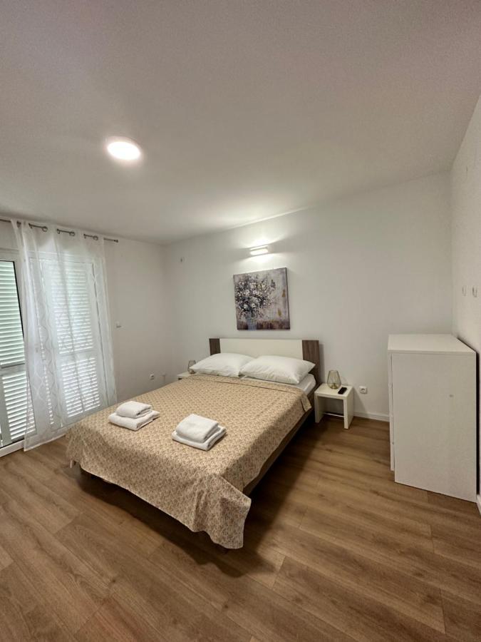 Apartments Villa Ohana Kaštela Kültér fotó
